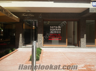 BAKIRKÖY MERKEZDE SAHİBİNDEN OTOPARKLI SIFIR DÜKKAN