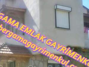 İzmir dikili çandarlı da satılık denize yakın tripleks yazlık 4+1 300 m2.denize