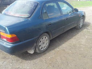Sedan Toyota Corolla 1.6 XEi