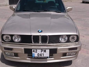 BMW 3 Serisi 324d 220000 km