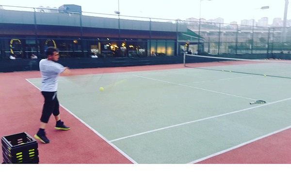 Boston tenis uygulamalarıyla tenis