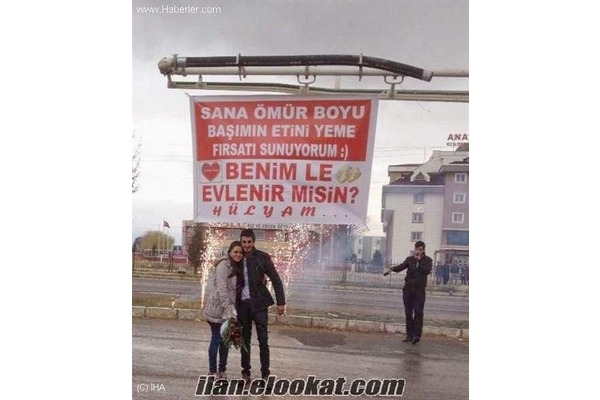 evlenme teklifi ederken sürpriz yapmak için kemancı ve süslemeler bizden mumlar volkan konfeti