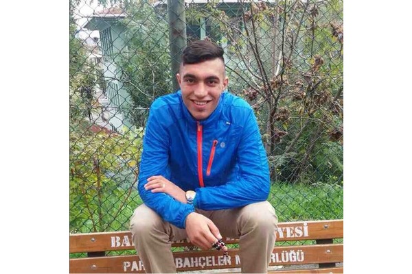 muhteşem şiir yazarıyım
