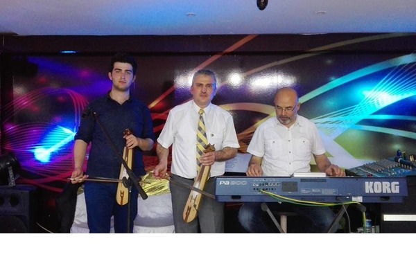 piyanist şantör istanbul kiralama düğünlerde istanbul oyun havaları
