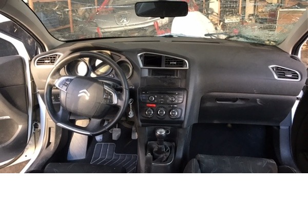CITROEN C4 2014 ÇIKMA GÖGÜSLÜK BULUNUR