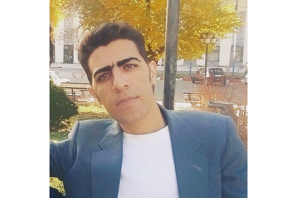 iran türküyüm, farsca iyi derecede konuşurum , türkiyede iş arıyorum