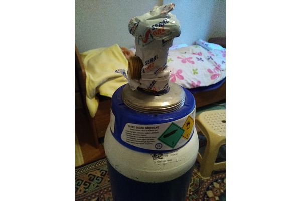 satılık 10 lt dolu oksijen tüpü