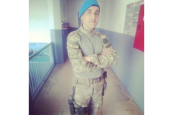 Ciddi olan arasın