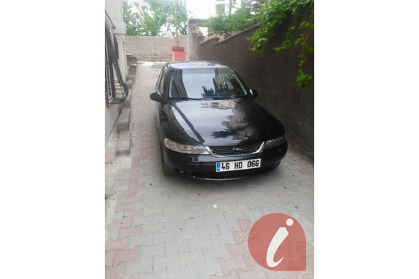 11_2001-opel-vectra-2-0-cdx.jpg