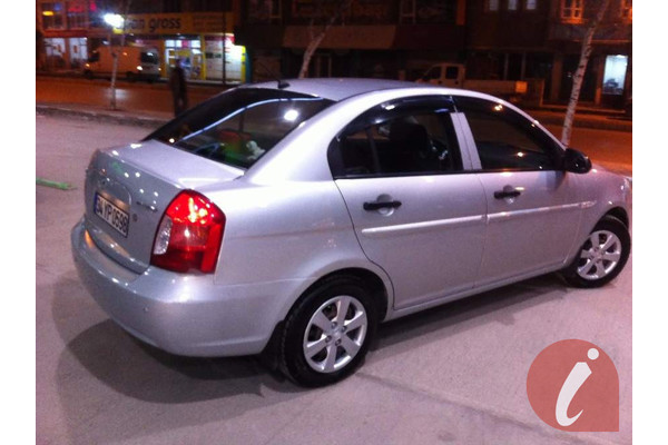 4_otomatik-vites-hyundai-accent-era-1-4-team-lpg.jpg