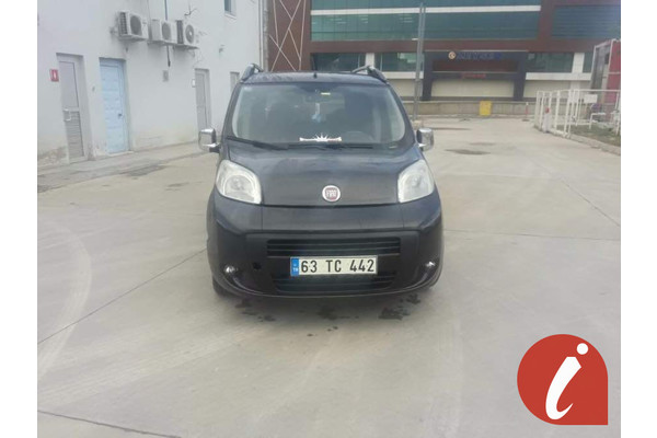 Fiat Fiorino 1.3 Multijet Panorama Emotion siyah