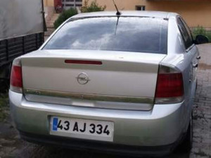  2004 yil Opel Vectra 1.6 Comfort