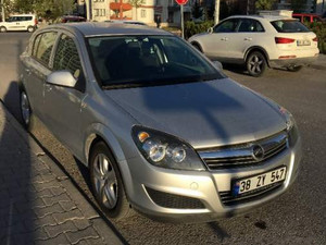  2012 yil Opel Astra 1.6 Classic