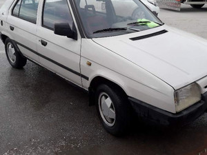  1990 modeli Skoda Favorit 136 L
