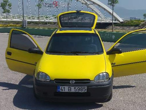  Kocaeli Körfez Yeniyalı Mah. Opel Corsa 1.4 Swing