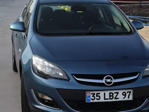  Opel Astra 1.4 T Sport