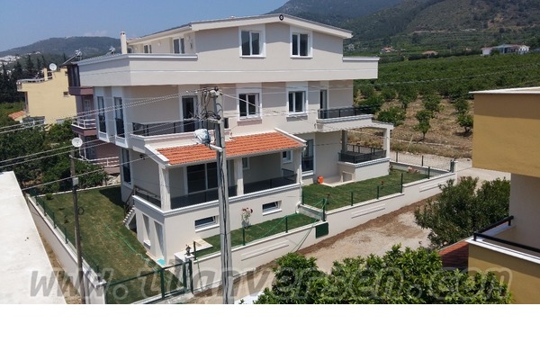 villa Orta Mah. 215 m²