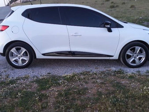  2016 model Renault Clio 1.5 dCi Touch