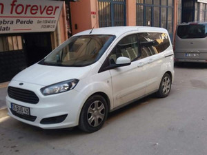  2015 model Ford Tourneo Courier 1.5 TDCi Trend
