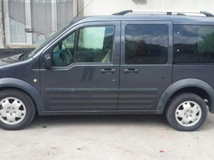  1. sahibinden Ford Tourneo Connect 90PS
