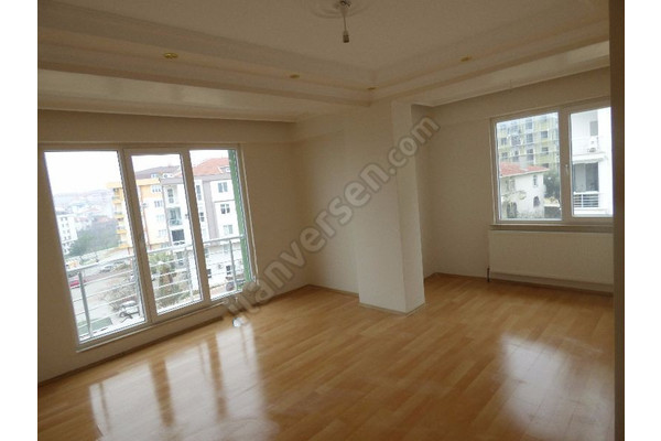 Konut Satılık Daire 5+2