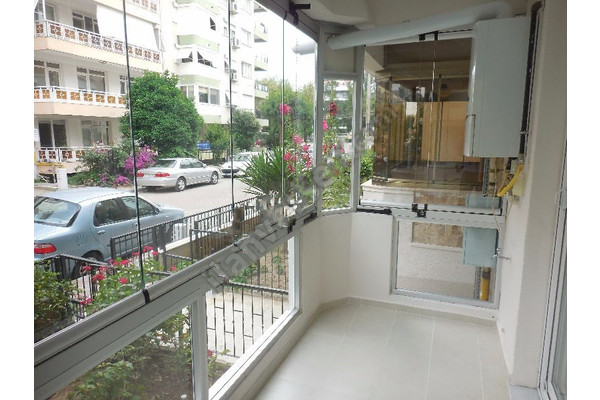 İzmir Karşıyaka Bostanlı Mah. Sahibinden 485000 TL