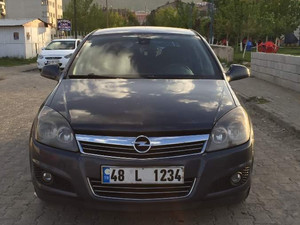 tatvan Bitlis Tatvan Aydınlar Mah. Opel Astra 1.6 Essentia Comfort