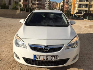  Sahibinden 2012 model Opel Astra 1.4 T Enjoy Plus
