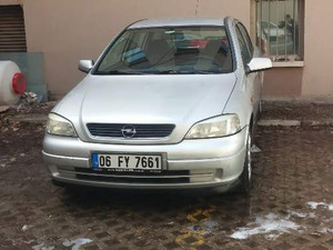  Hatchback Opel Astra 1.6 GL