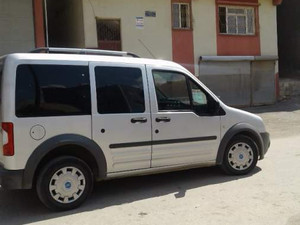  2010 model Ford Tourneo Connect 75PS