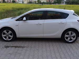  2012 yil Opel Astra 1.4 T Sport