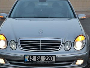  Mercedes Benz E 220 CDI Avantgarde 100000 km