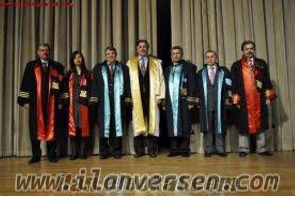 mezüniyet cübbesi kep imalati kiralik cübbe kep avukat cübbesi akademik cübbe kayseri