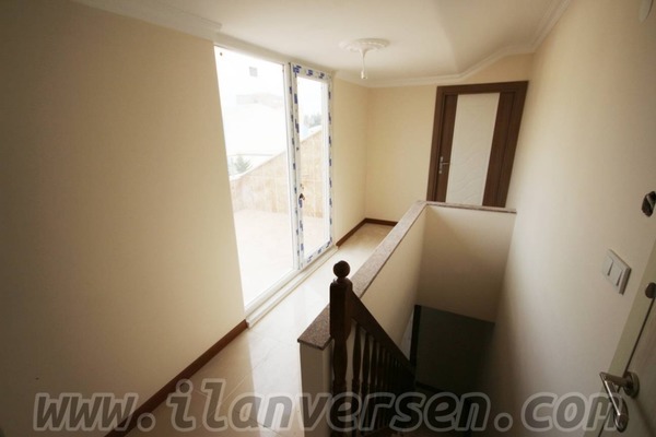 daire Yenibosna Merkez Mah. 170 m²