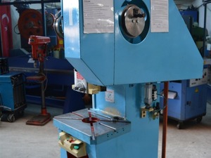 35 TONLUK ÇELİK GÖVDE PRES AKTAŞ