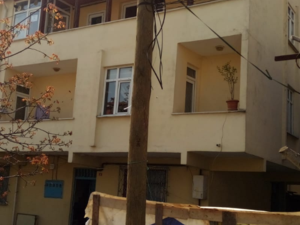 Yunus Emre Mah. bina 240 m²