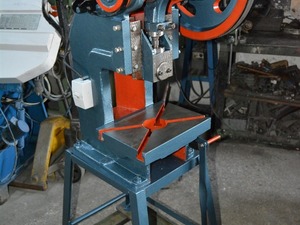 5 TONLUK EKSANTRİK PRES
