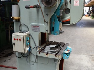 35 TONLUK EKSANTRİK PRES ÖNSAN