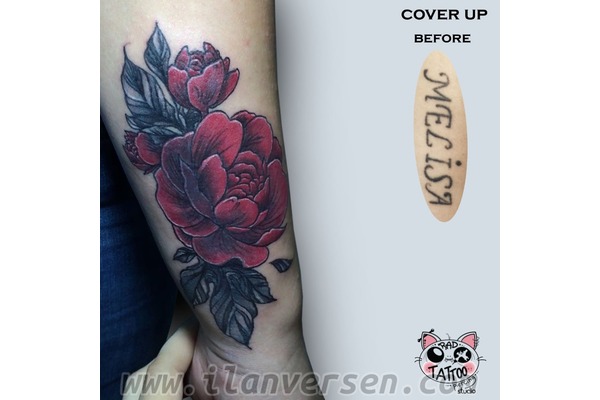 Çiçek Dömesi Kapatma Dövmesi Avcılar Tattoo Bayan Dövmeci
